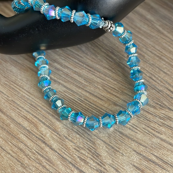 HAND CRAFTED STRETCHY CRYSTAL BRACELET AB Aqua Blue Bicone Crystals - Picture 4 of 10